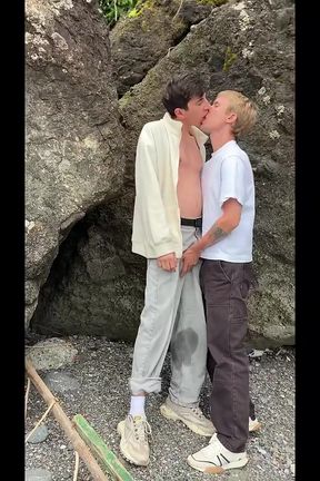 I Finished in a Twink&#039;s Mouth at Sea, the Twink Really Wanted to Suck My Dick Part 1