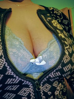 Cute Solo Performance No Face Pure Desire