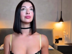 Hot brunette from squirt masturbating on webcam