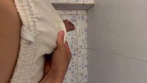 18 Year Old Boy Masturbates in His Stepsister's Bathroom