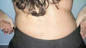 Wife seduces dancing her butt