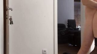 Brunette Babe Gets A Facial From Delivery Guy In Hardcore Fuck
