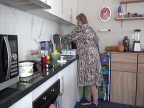 Unbelievable Sexy Granny 63 in the Kitchen