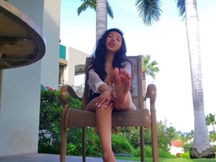 Empress Jennifer - Slave Away While I Play