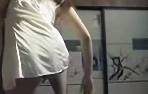 Bian He Lao Gong Da Hua Bian Zai Ri Ben Tou Qing