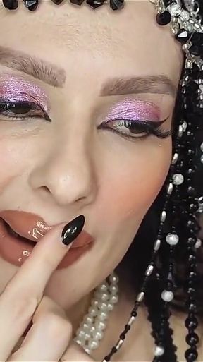 Two Princesses Mesmerize You with Their Sexy Bodies and Sticky Juicy Glossy Lipstick Kisses