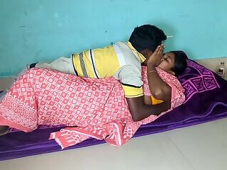 VILLAGE HOT SEXY NEW HUSBENT AND WIFE SEX VIDEO