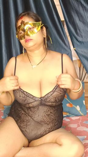 Hot Pooja Bhabhi Fuck with Husband and Dildo