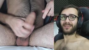 miren esa cara de placer, gay argentino masturbandose y eyaculando gran carga