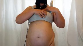 0040 Submission, masturbation and pussy squirt.