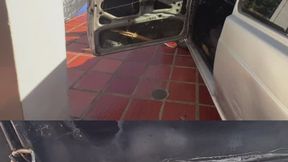 Jarlyn is struggling to start the old Fiat 147
