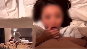 【完全主観】小悪魔彼女の濃厚ご奉仕フェラ！先っちょペロペロ亀頭責めでねっとり焦らされ射精寸前のイキ我慢　亀頭舐め　射精管理　デカチン　POV　かわいい　日本人　個人撮影　素人　カップル　えむゆみ