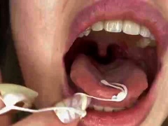 Shye White Bubble Trouble Tiny In My Gum