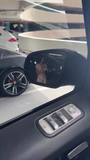 She spreads her legs in the drivers seat