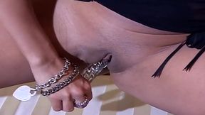 Verlangen dreht v&ouml;llig frei in einer hemmungslosen Nacht