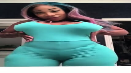 Buns: Her google drive folder, 76 vids =  https://rentry.co/rzbtvn2z