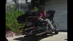 She Chubby Black Wants a White Cock to Fuck.