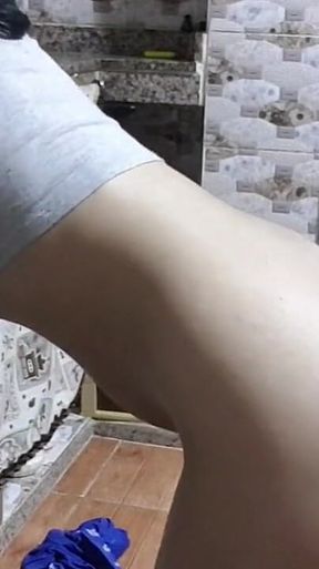 A Clear Voice the Owner of the Apartment to Karya