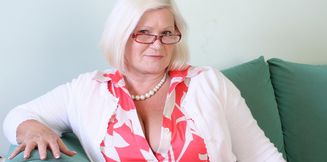 British Granny Lacey Starr goes black and enjoys the BBC