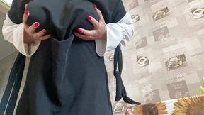 Sexy Moroccan MILF in Hijab