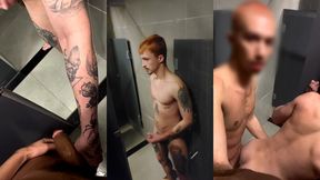 fudendo no chuveiro do vestiario da academia