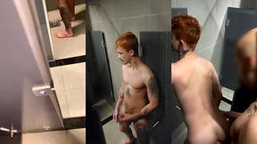 dei o cu no chuveiro da academia