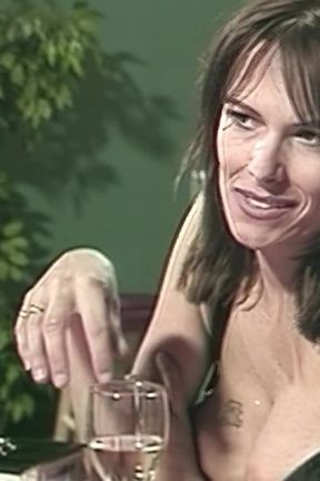 Blonde milf gets pussy licked while out relaxing with friend