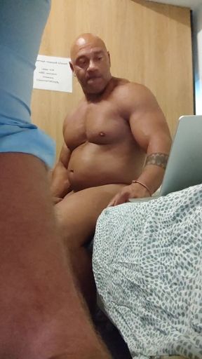 Mr Guru Get Sucked Again Huge Bodybuilder Get Sucked off