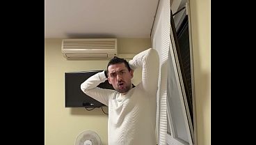 hot daddy goes verbal jerks off and nuts hard