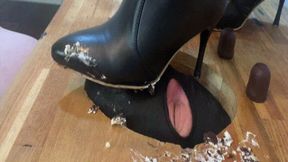 Boot licker for the Lady