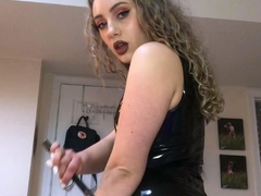 Big ass pale brunette milf with