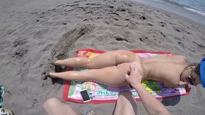 beach day with goddess sexydea – lucky guy oils & worships my big booty!