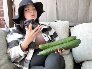 Despairing Housewife Finds Herself Aroused When This babe Finds 12in Cucumbers in Her Garden