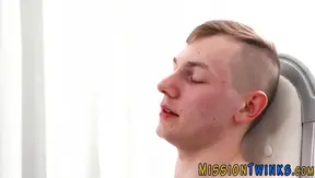 Curious Mormon Twink Gives In To Temptation With Hot Solo Play – 18+