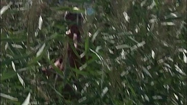 Street And Nylon Pisser Jasmine Rouge