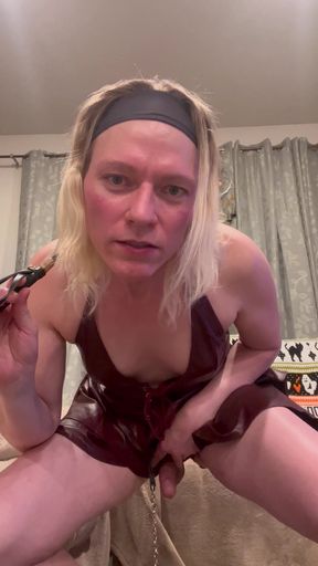 Mommy dominate sand  gives her little slut some direction.