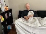 HOLY FUCK IM HARD!