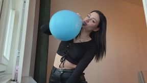 Xia’s Stress Relief: Blowing a Big Balloon After Work