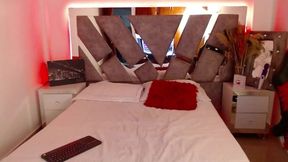 Amara Jons Members-Only Show