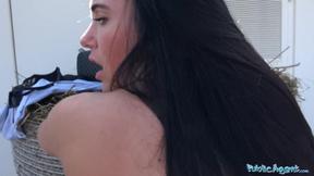 ”Babe Loves Outdoor Fucking”