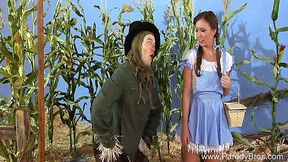 Wizard Of Oz Holiday Parody With Arousing Love Session