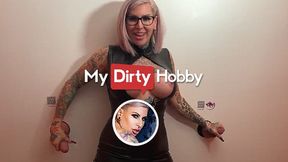 Blonde banger gets pounded in a public gloryhole