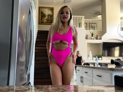 Sexy naked blonde Kiara Lord solo masturbation
