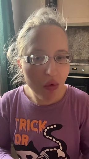 Asmr Chew Sound Effect with Slow Motion - Asmr, Bubble Gum Fetish, Eye Glasses Fetish, Lip Fetish