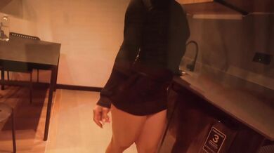Latina stepdaughter deepthroats my cock while we watch movies