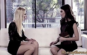 Amazing lesbian milf scissoring with teen