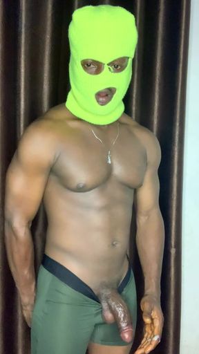 Horny Hunk Jerks off in the Morning