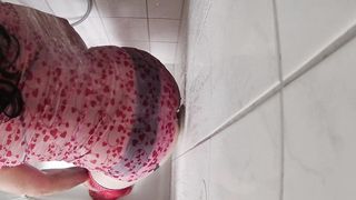 Sissy cdtv toying in the douche with my fresh faux-cock