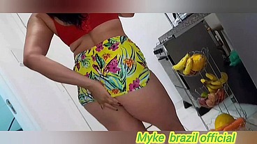 Eu o vagabundo é minha namorada Cibele Pacheco a gente somos viciado em sexo a gente transou gostoso ela adora dar o cuzinho e adora tomar porra na boca
