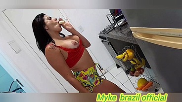 Eu o vagabundo é minha namorada Cibele Pacheco a gente somos viciado em sexo a gente transou gostoso ela adora dar o cuzinho e adora tomar porra na boca